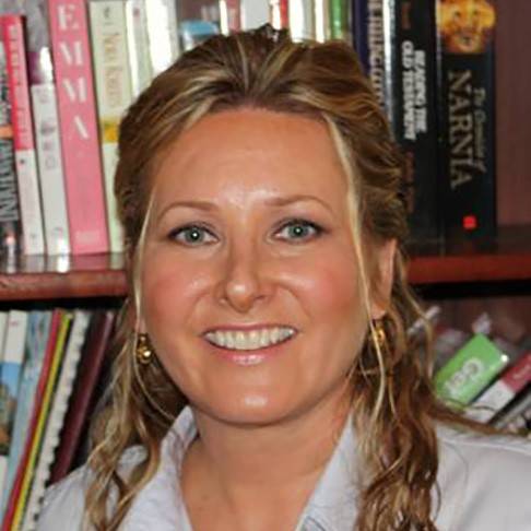 Photo of Michelle Dabay.